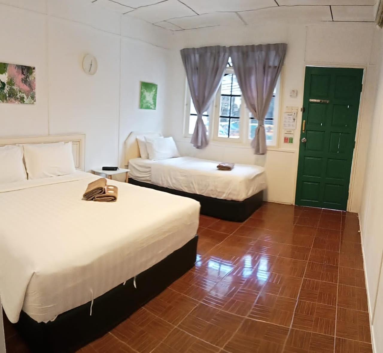 Vagary Pangkor Hotel Pekan Pangkor Екстериор снимка